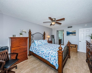 6295 Bahia Del Mar Circle - Photo Thumbnail 18
