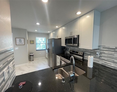 1821 Orange Boulevard Way - Photo Thumbnail 6