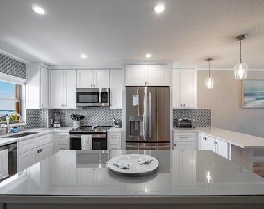 1270 Gulf Boulevard - Photo Thumbnail 3