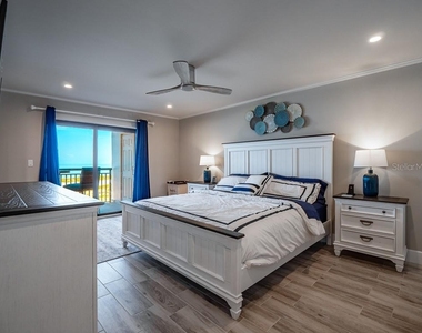 1270 Gulf Boulevard - Photo Thumbnail 12