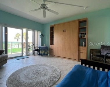 880 Mandalay Avenue - Photo Thumbnail 12