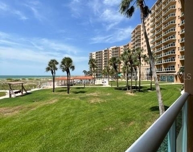 880 Mandalay Avenue - Photo Thumbnail 21