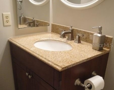 6365 Bahia Del Mar Boulevard - Photo Thumbnail 11