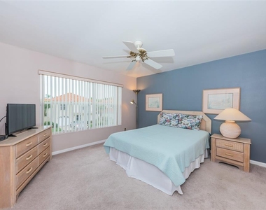 6151 Bahia Del Mar Boulevard - Photo Thumbnail 11