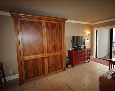 1230 Gulf Boulevard - Photo Thumbnail 5