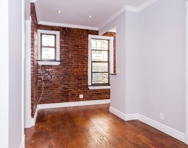 416 East 13th Street - Photo Thumbnail 3