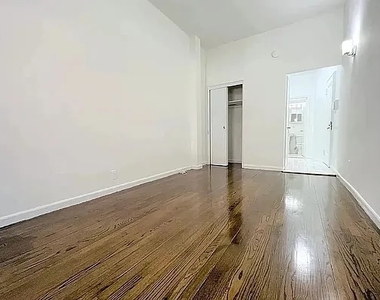 228 East 89th Street - Photo Thumbnail 0