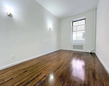 228 East 89th Street - Photo Thumbnail 1