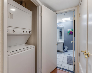 200 E Racquet Club Road - Photo Thumbnail 24