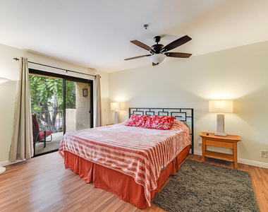 200 E Racquet Club Road - Photo Thumbnail 20