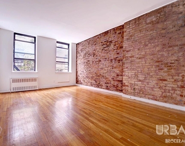 35 Grove Street - Photo Thumbnail 0