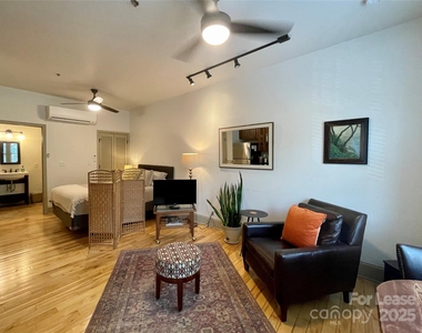 5 W Walnut Street - Photo Thumbnail 5