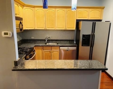 80 Bay Street - Photo Thumbnail 6