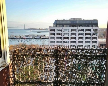 80 Bay Street - Photo Thumbnail 20