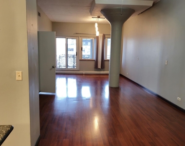 80 Bay Street - Photo Thumbnail 11