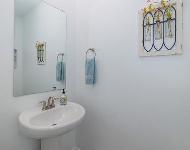 3072 Hover Hall Lane - Photo Thumbnail 26