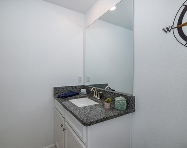3072 Hover Hall Lane - Photo Thumbnail 40
