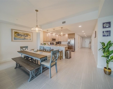 415 Island Way - Photo Thumbnail 8