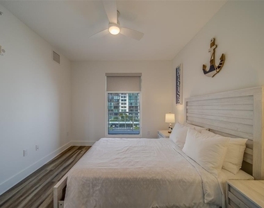 415 Island Way - Photo Thumbnail 30
