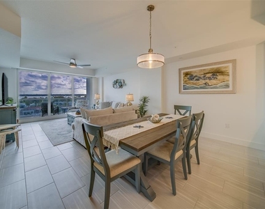 415 Island Way - Photo Thumbnail 10