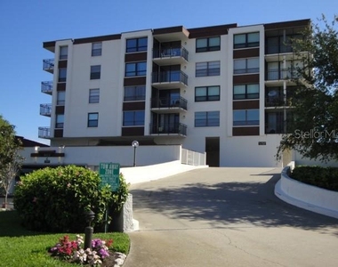 6177 Sun Boulevard - Photo Thumbnail 1