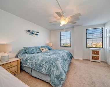 10355 Paradise Boulevard - Photo Thumbnail 16