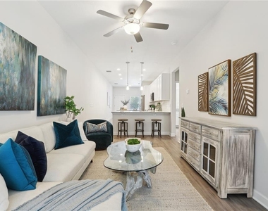 7616 Washington Street - Photo Thumbnail 4
