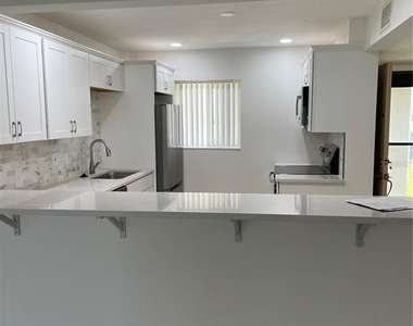 845 S Gulfview Boulevard - Photo Thumbnail 2
