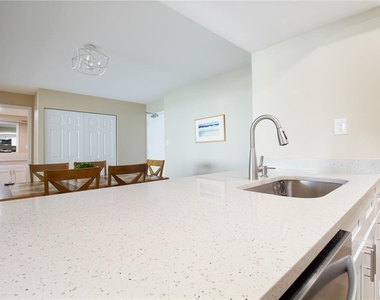 440 S Gulfview Boulevard - Photo Thumbnail 9