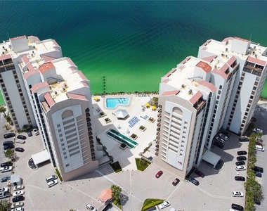 440 S Gulfview Boulevard - Photo Thumbnail 1