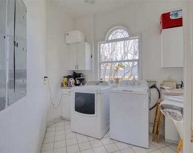 131 Sands Point Drive - Photo Thumbnail 26