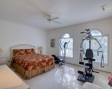 131 Sands Point Drive - Photo Thumbnail 16