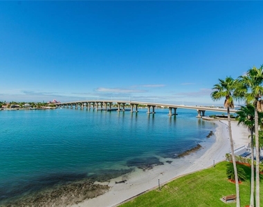 5901 Bahia Del Mar Circle - Photo Thumbnail 23
