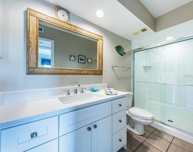 5901 Bahia Del Mar Circle - Photo Thumbnail 19