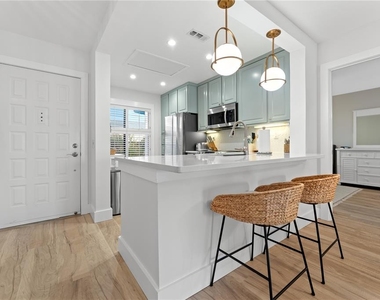 6287 Bahia Del Mar Circle - Photo Thumbnail 6