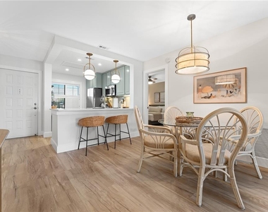 6287 Bahia Del Mar Circle - Photo Thumbnail 12
