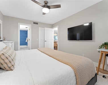 6287 Bahia Del Mar Circle - Photo Thumbnail 28