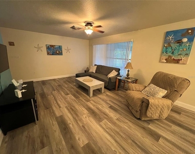 1406 N Saturn Avenue - Photo Thumbnail 3