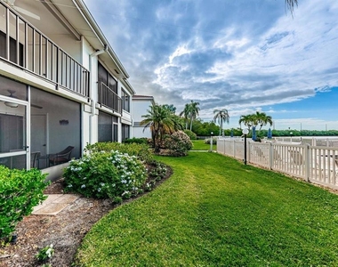 6365 Bahia Del Mar Boulevard - Photo Thumbnail 1