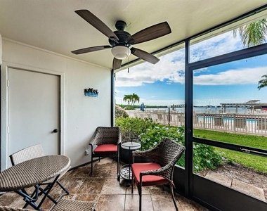 6365 Bahia Del Mar Boulevard - Photo Thumbnail 15