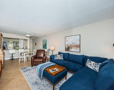 6365 Bahia Del Mar Boulevard - Photo Thumbnail 8