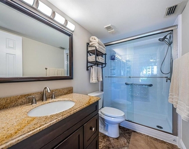 6365 Bahia Del Mar Boulevard - Photo Thumbnail 10