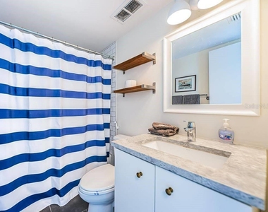 6295 Bahia Del Mar Circle - Photo Thumbnail 15