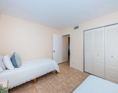 6268 Palma Del Mar Boulevard S - Photo Thumbnail 15