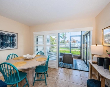 6268 Palma Del Mar Boulevard S - Photo Thumbnail 10