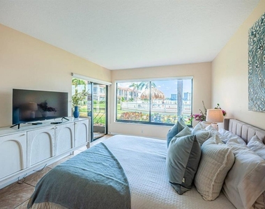 6268 Palma Del Mar Boulevard S - Photo Thumbnail 12