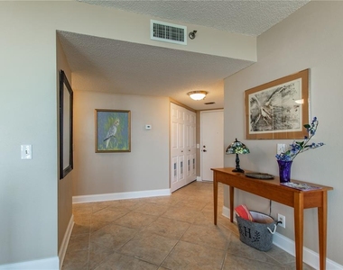 6322 Palma Del Mar Boulevard S - Photo Thumbnail 27
