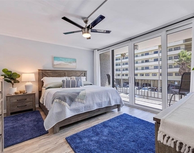 5396 Gulf Boulevard - Photo Thumbnail 16