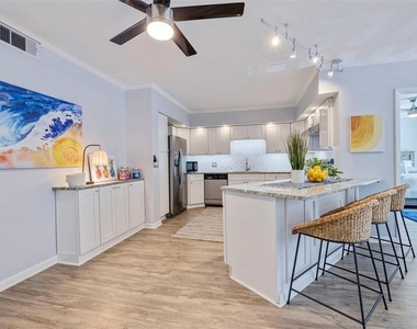 5396 Gulf Boulevard - Photo Thumbnail 4