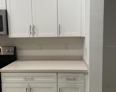 8443 Canyon Creek Trail - Photo Thumbnail 4